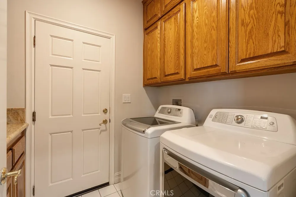 3802 E Rolling Green Lane Orange, CA 92867
