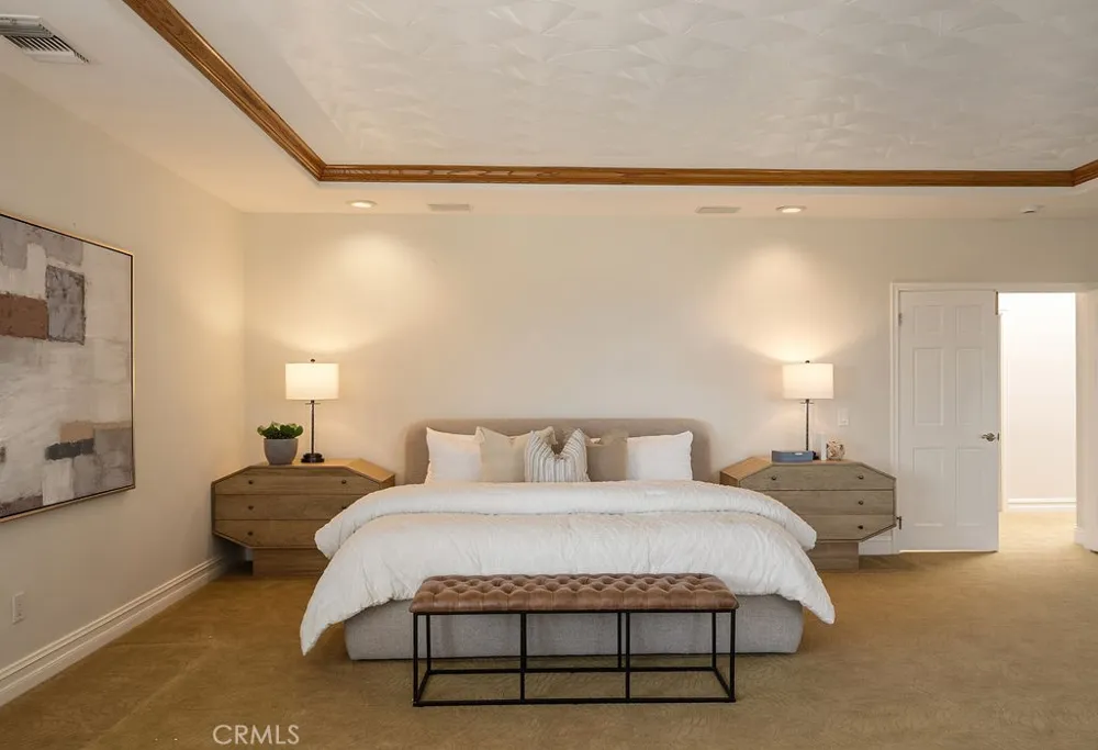 3802 E Rolling Green Lane Orange, CA 92867