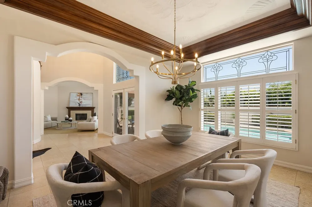 3802 E Rolling Green Lane Orange, CA 92867