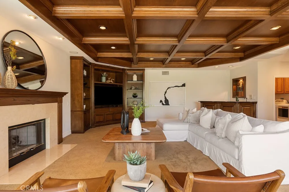 3802 E Rolling Green Lane Orange, CA 92867