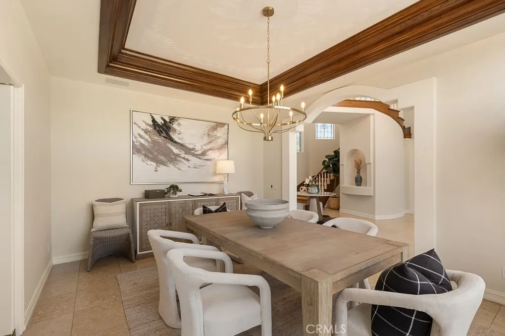 3802 E Rolling Green Lane Orange, CA 92867