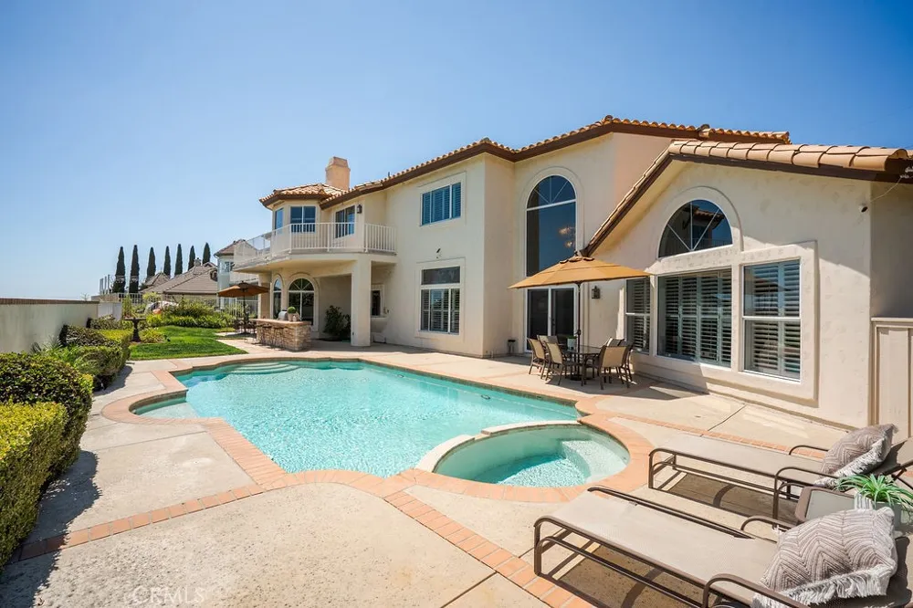 3802 E Rolling Green Lane Orange, CA 92867