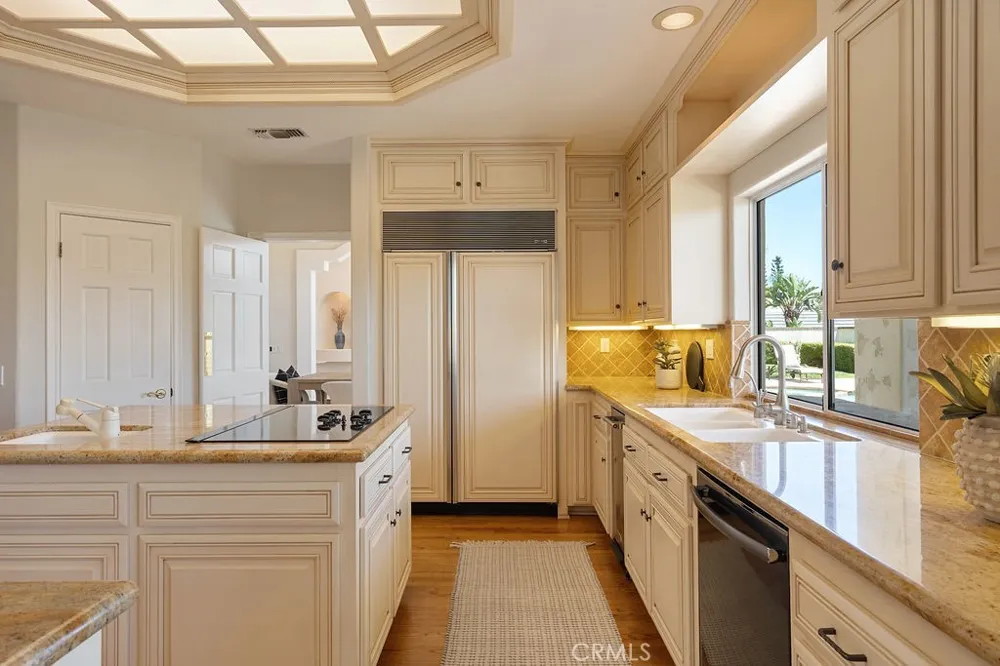 3802 E Rolling Green Lane Orange, CA 92867