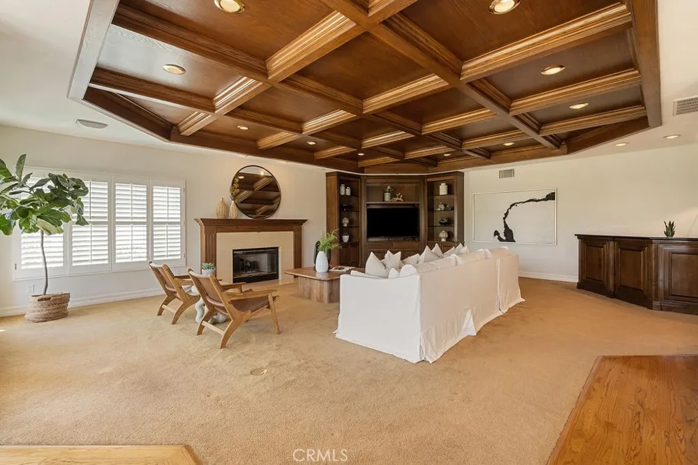 3802 E Rolling Green Lane Orange, CA 92867