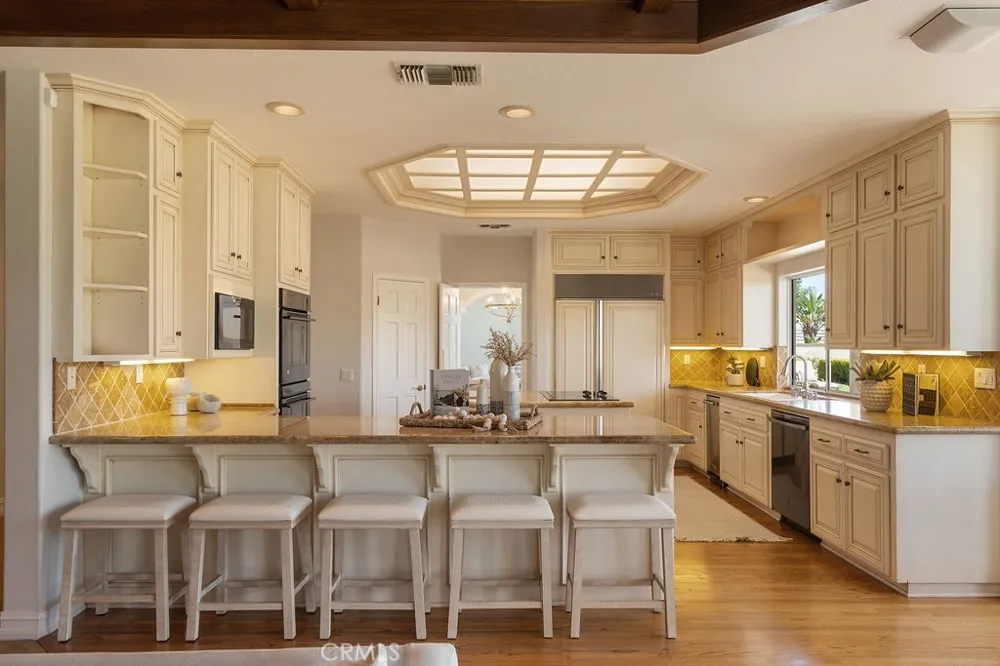 3802 E Rolling Green Lane Orange, CA 92867
