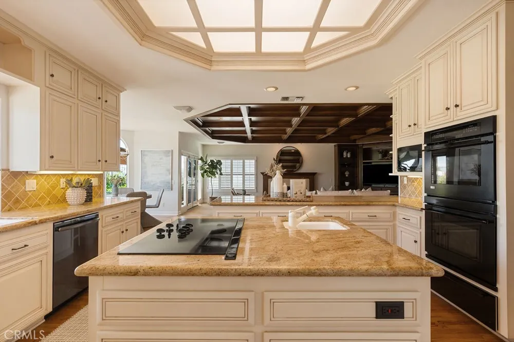 3802 E Rolling Green Lane Orange, CA 92867