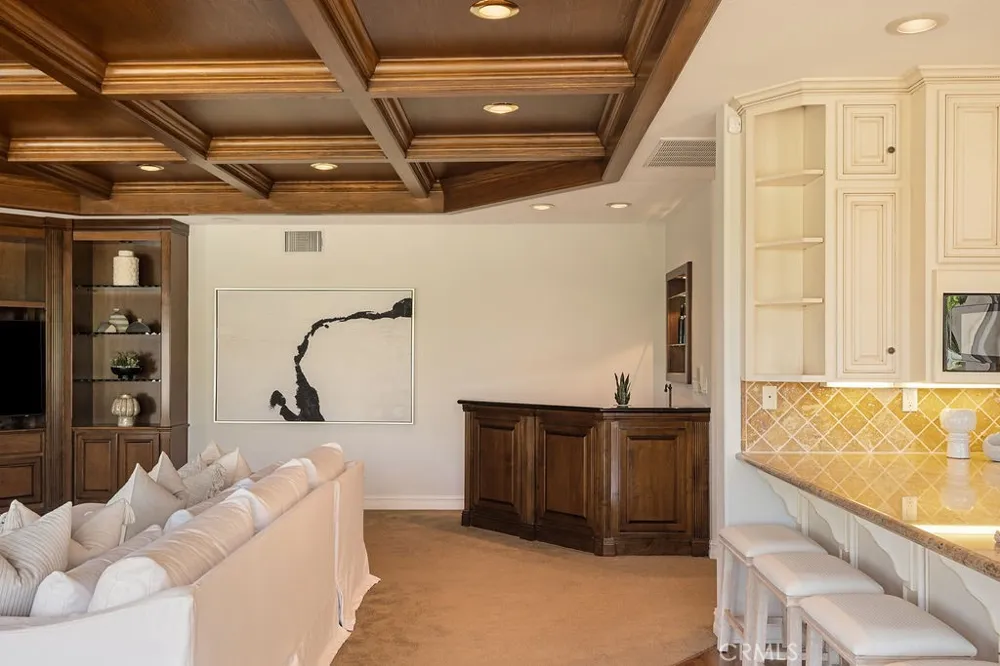 3802 E Rolling Green Lane Orange, CA 92867