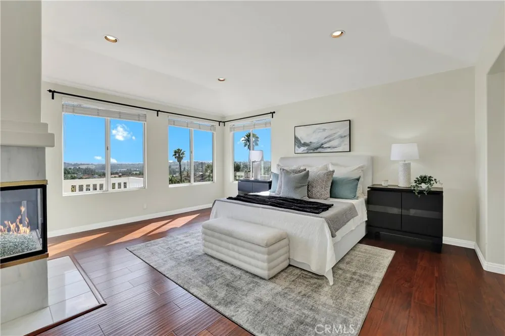 27130 S Ridge Drive Mission Viejo, CA 92692