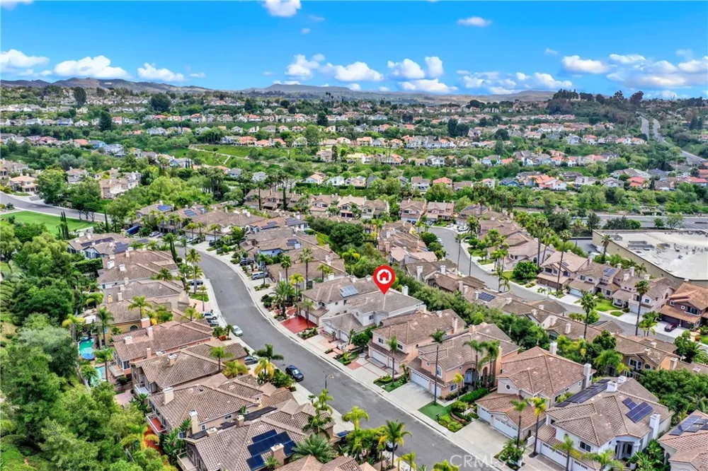 27130 S Ridge Drive Mission Viejo, CA 92692