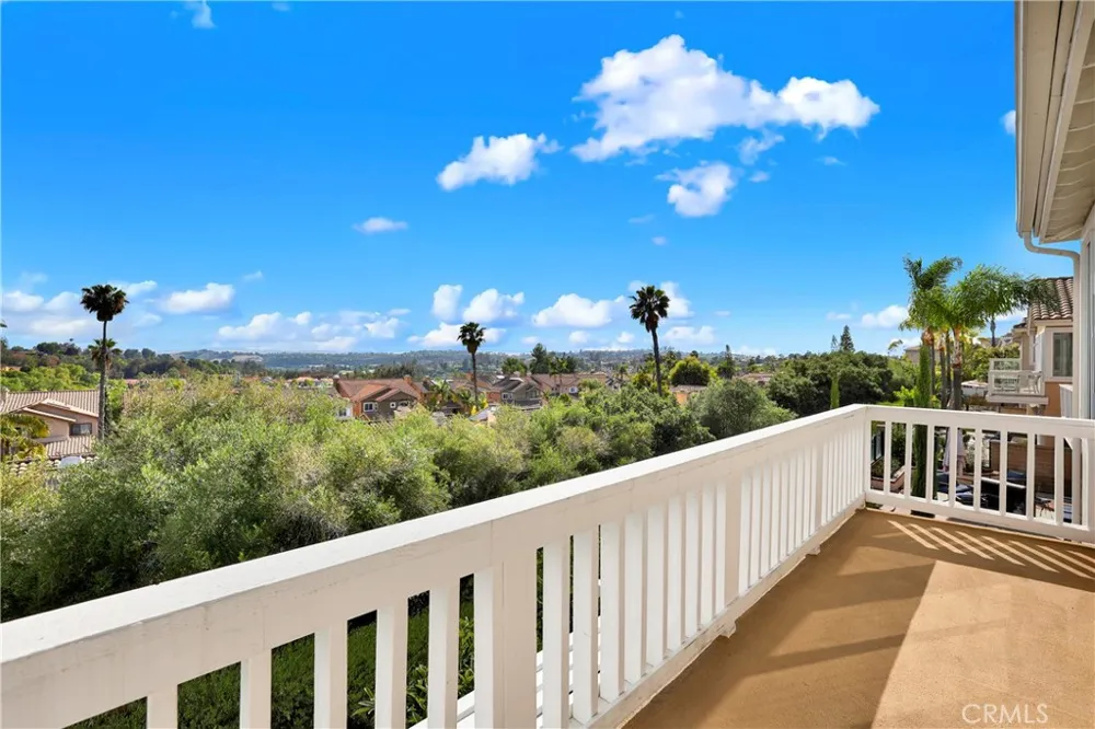 27130 S Ridge Drive Mission Viejo, CA 92692
