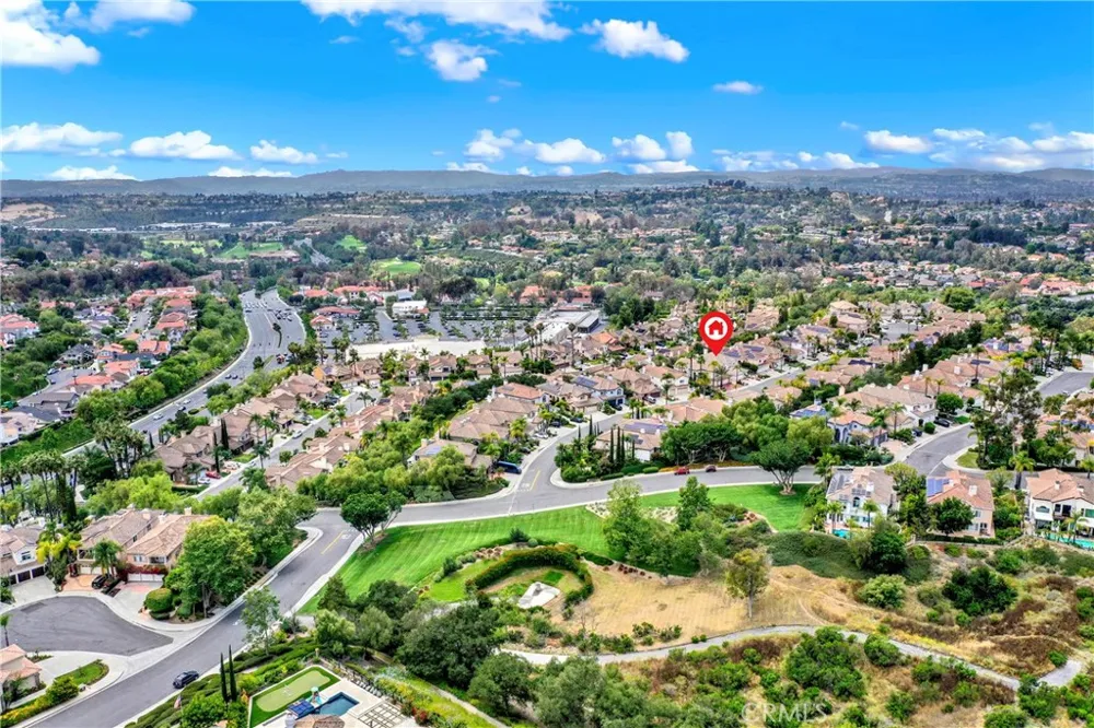 27130 S Ridge Drive Mission Viejo, CA 92692