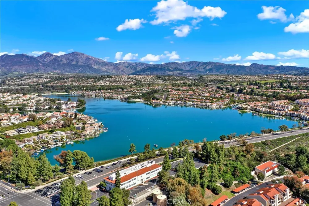 27130 S Ridge Drive Mission Viejo, CA 92692