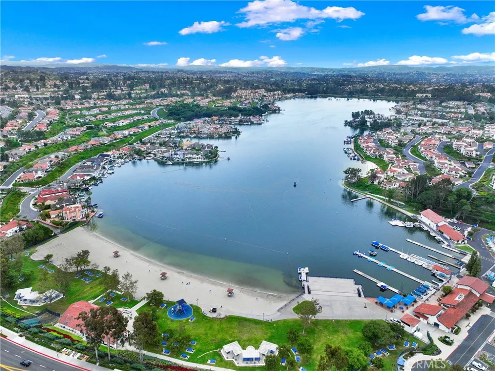 27130 S Ridge Drive Mission Viejo, CA 92692