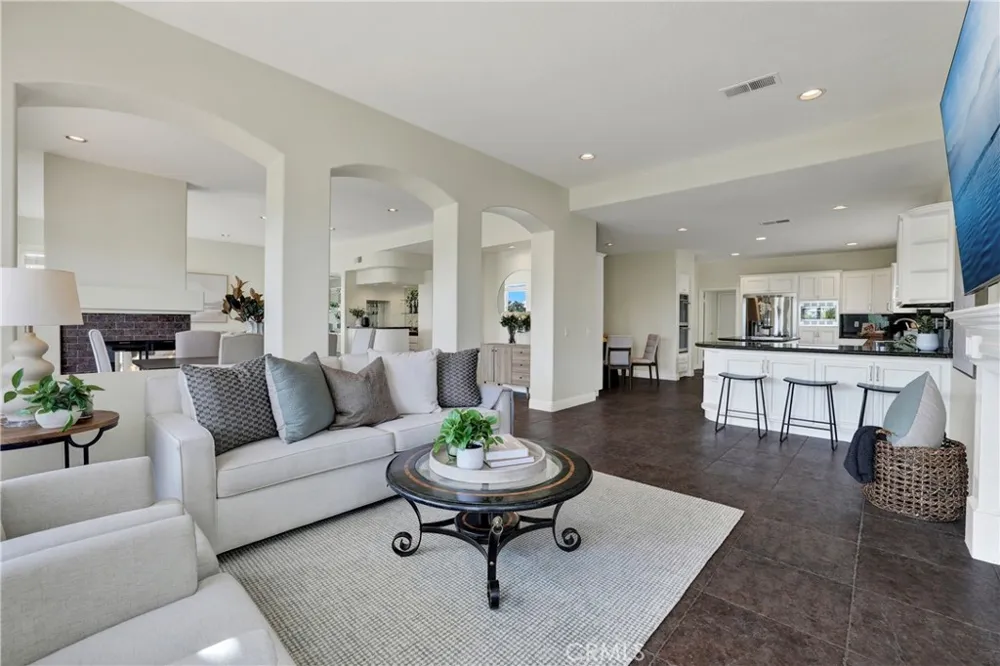 27130 S Ridge Drive Mission Viejo, CA 92692