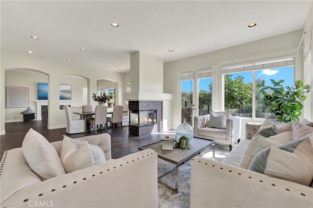 27130 S Ridge Drive Mission Viejo, CA 92692