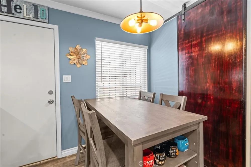 407 E Sunset Long Beach, CA 90805