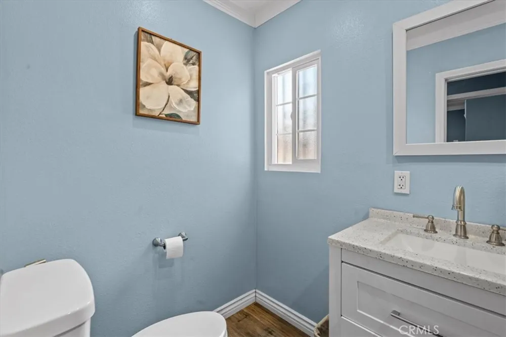 407 E Sunset Long Beach, CA 90805