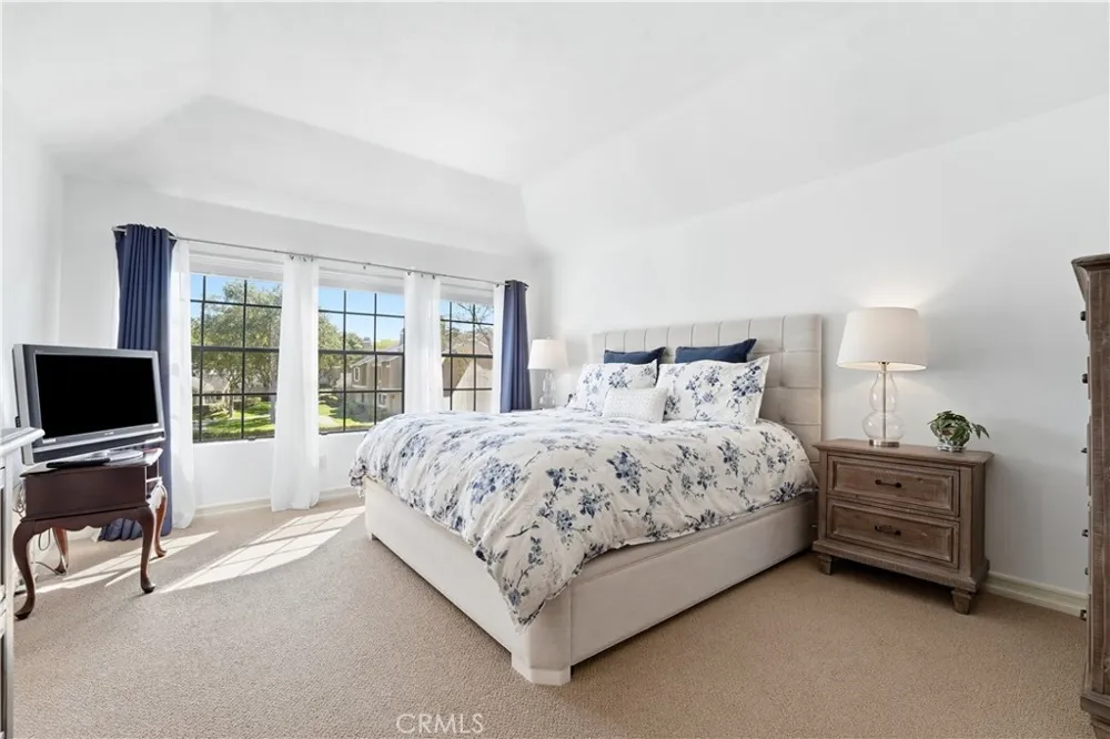 13 Firestone #5 Irvine, CA 92614
