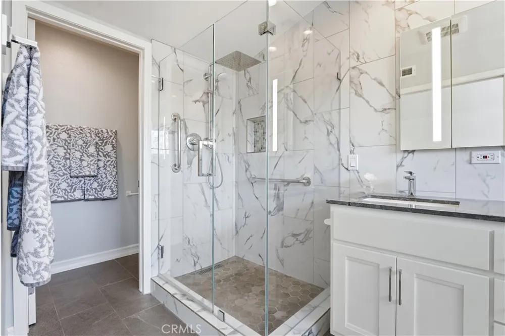 13 Firestone #5 Irvine, CA 92614