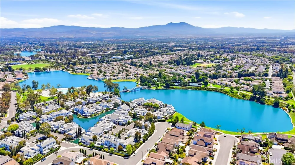 13 Firestone #5 Irvine, CA 92614