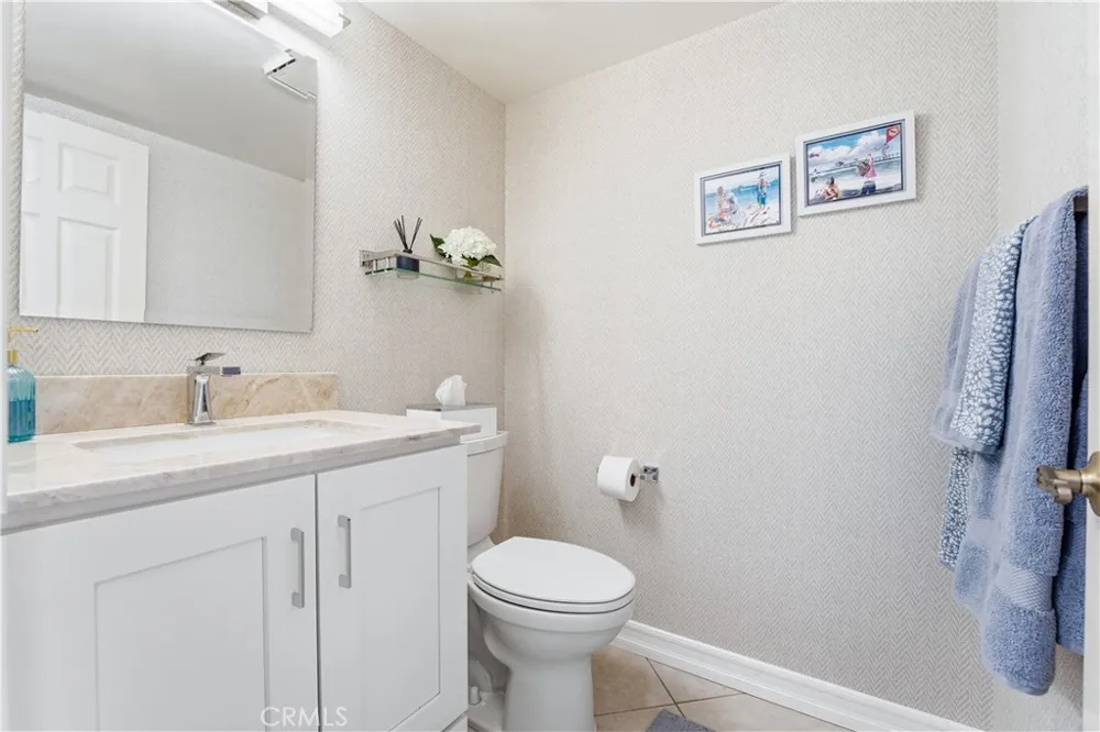 13 Firestone #5 Irvine, CA 92614