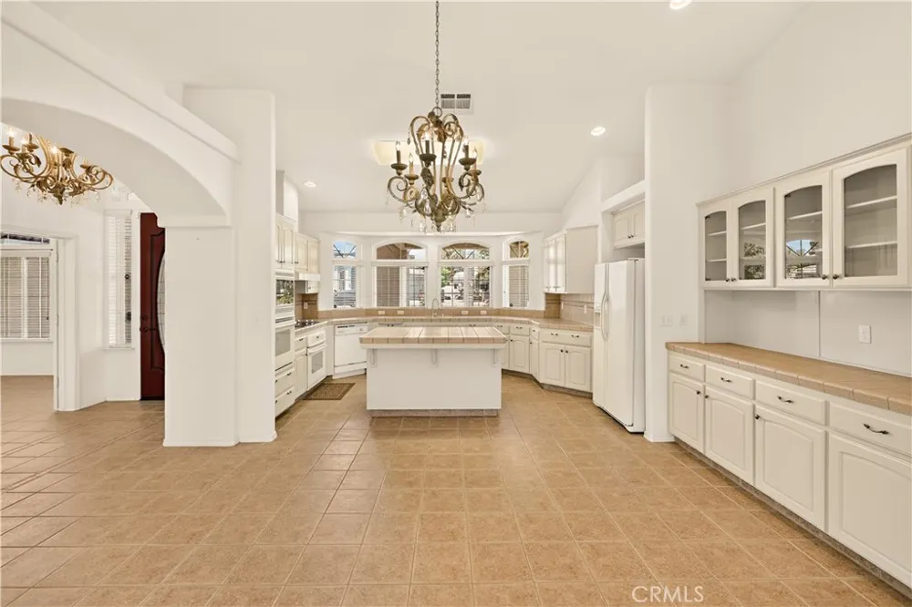 3077 Express Court Madera, CA 93637