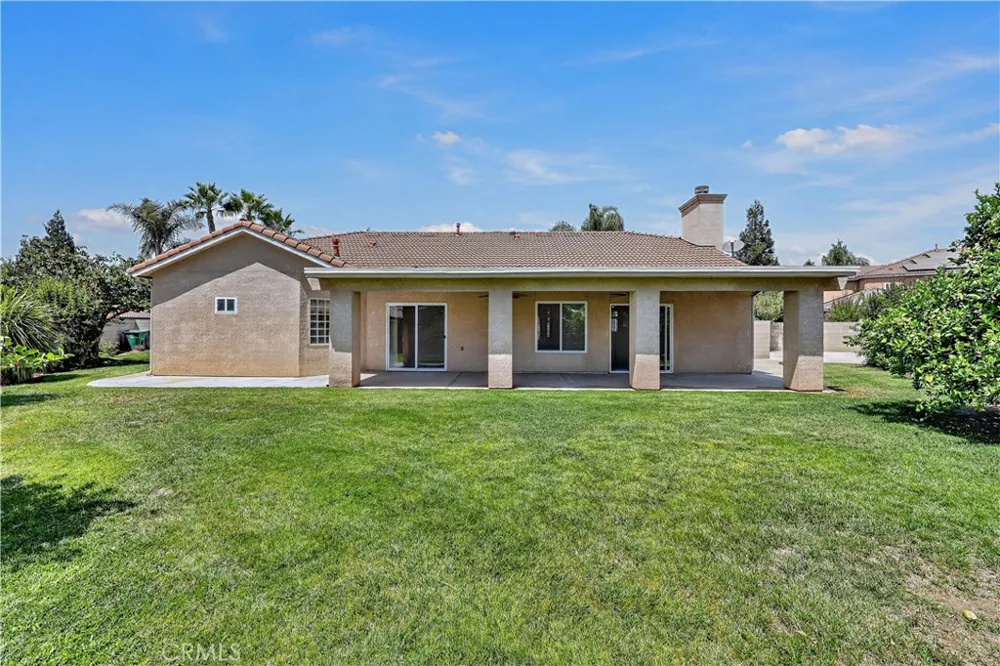 3077 Express Court Madera, CA 93637