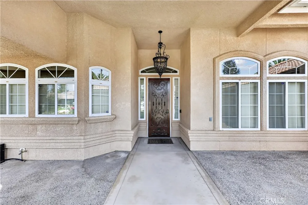 3077 Express Court Madera, CA 93637