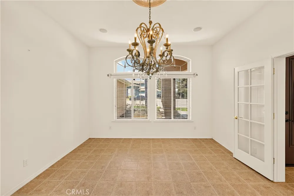 3077 Express Court Madera, CA 93637