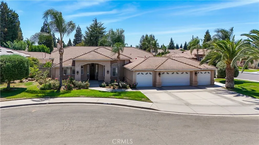 3077 Express Court Madera, CA 93637
