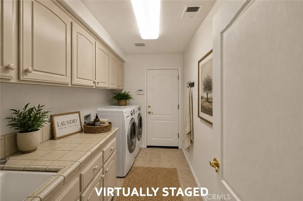 3077 Express Court Madera, CA 93637