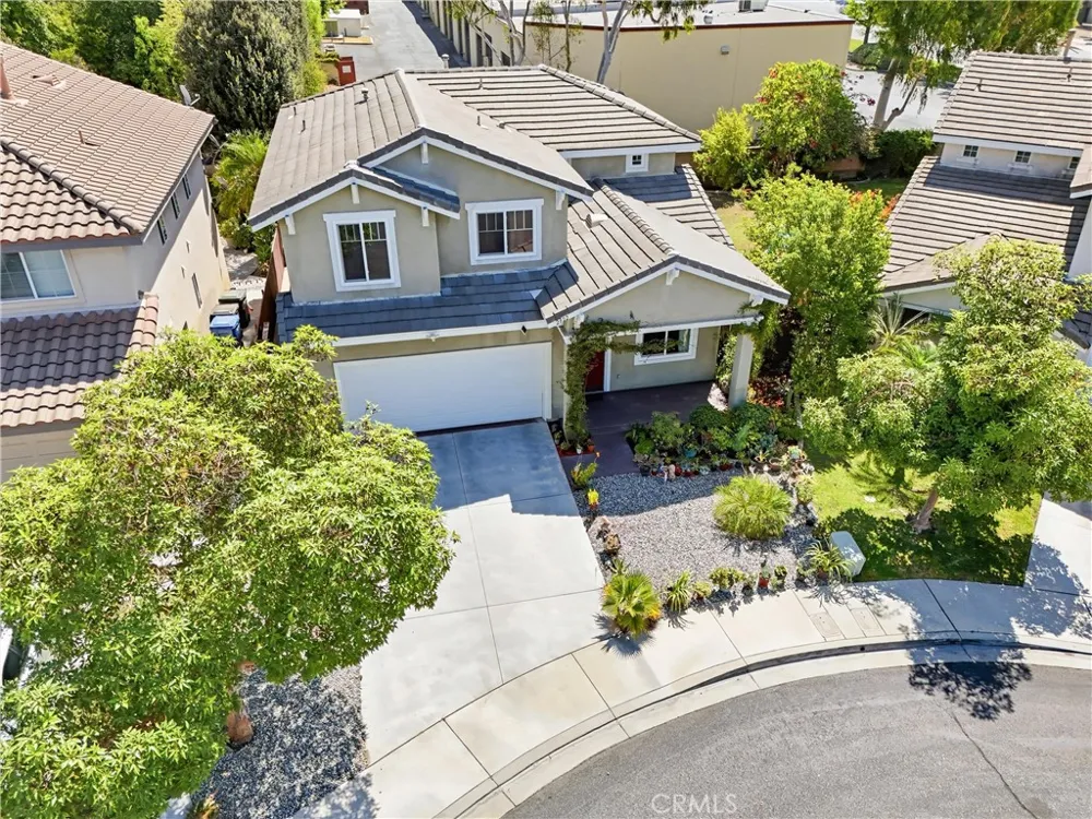 2822 Parksquare Pomona, CA 91767