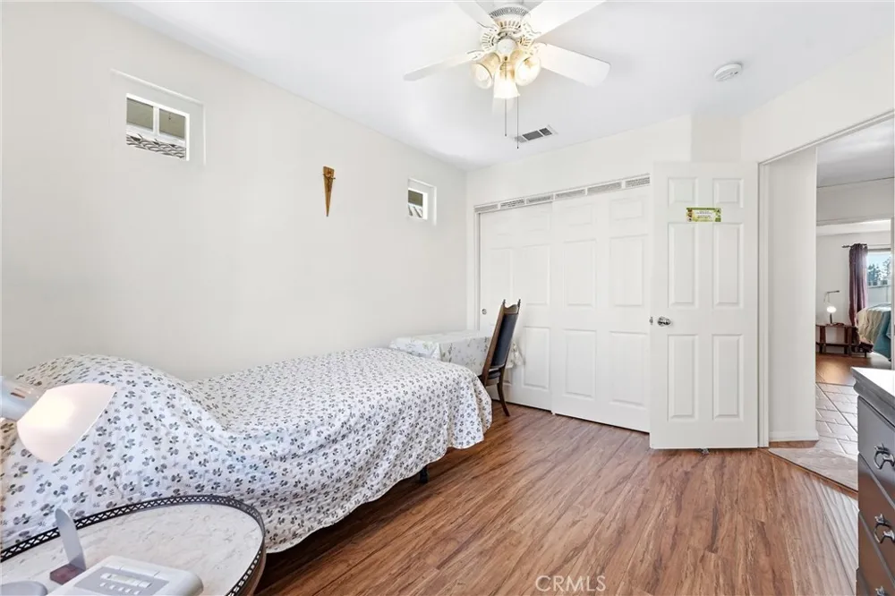 2822 Parksquare Pomona, CA 91767
