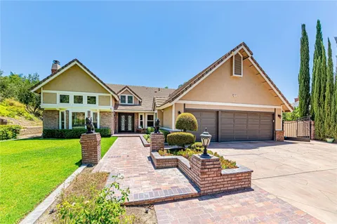 22260 Starlight Drive