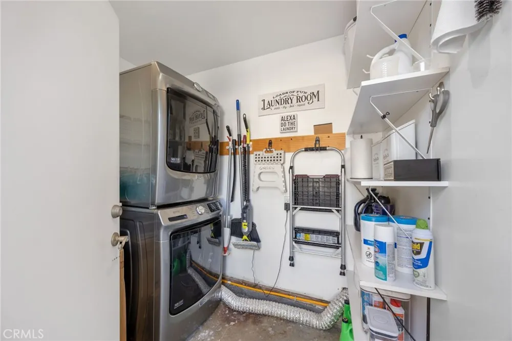 509 S Seaward Ventura, CA 93003