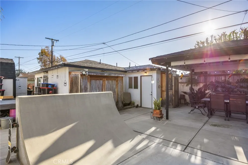 509 S Seaward Ventura, CA 93003