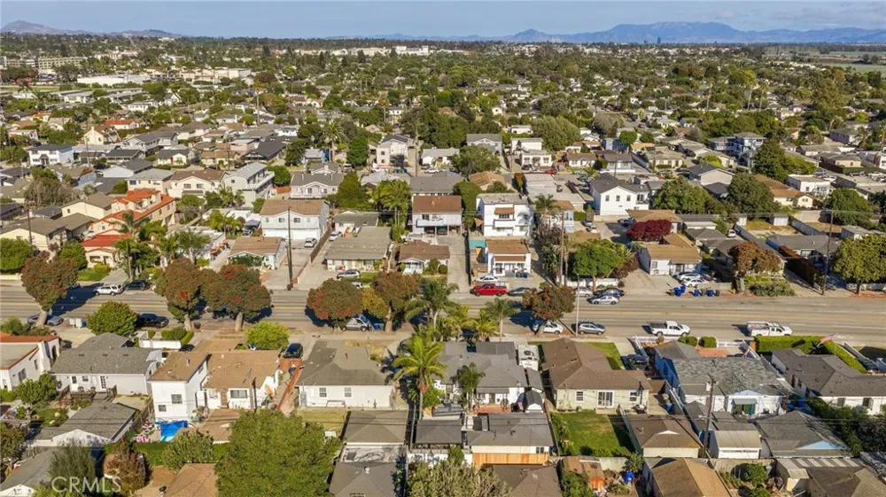 509 S Seaward Ventura, CA 93003