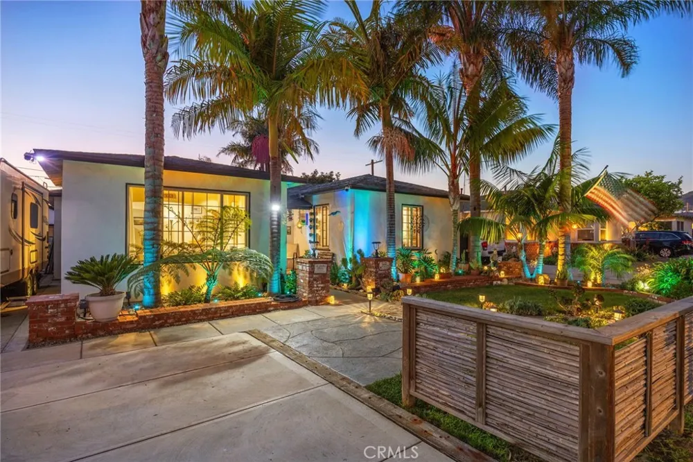509 S Seaward Ventura, CA 93003