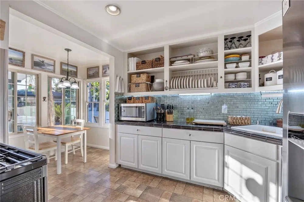 509 S Seaward Ventura, CA 93003