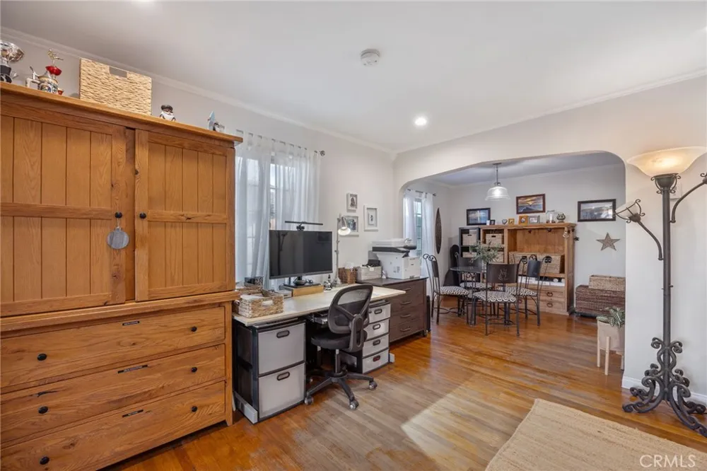 509 S Seaward Ventura, CA 93003