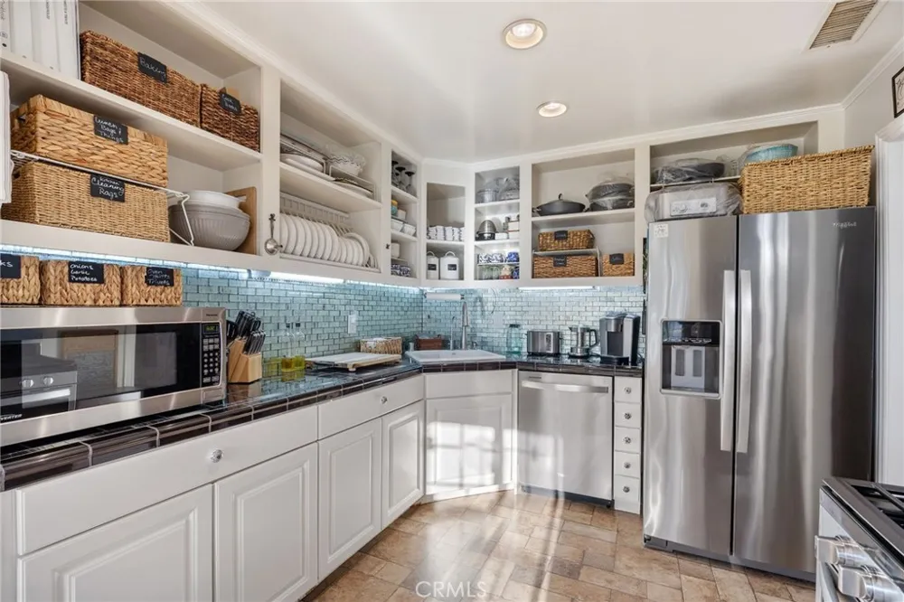 509 S Seaward Ventura, CA 93003