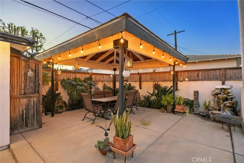 509 S Seaward Ventura, CA 93003