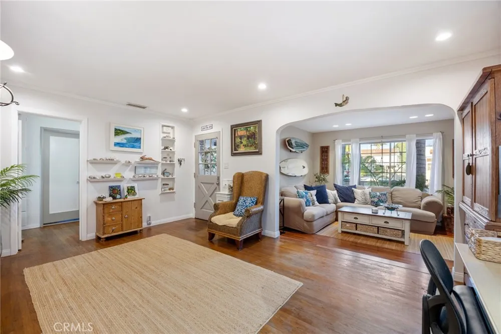 509 S Seaward Ventura, CA 93003