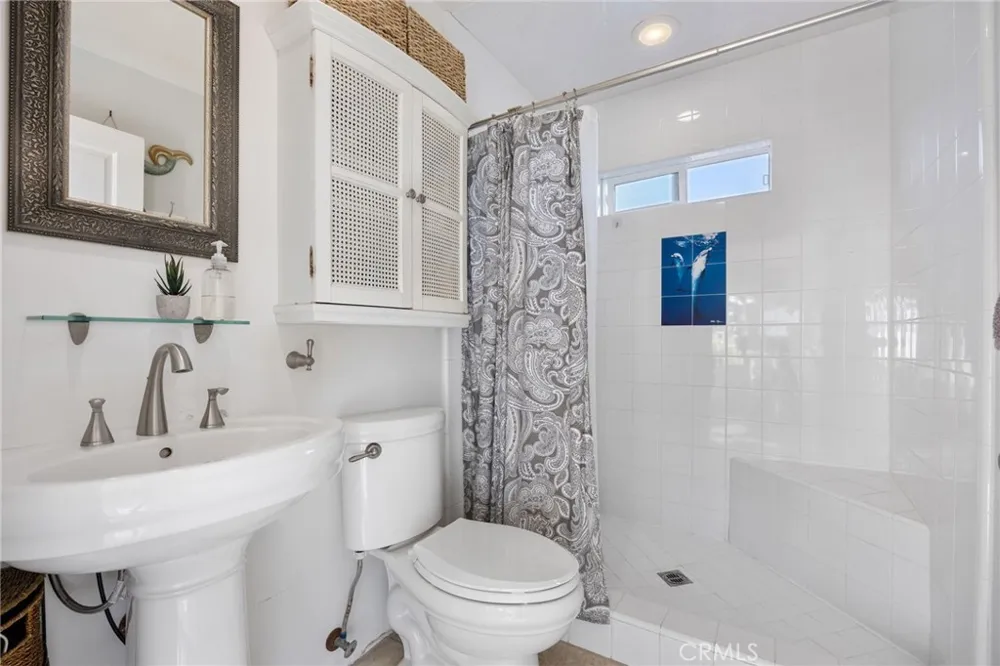 509 S Seaward Ventura, CA 93003