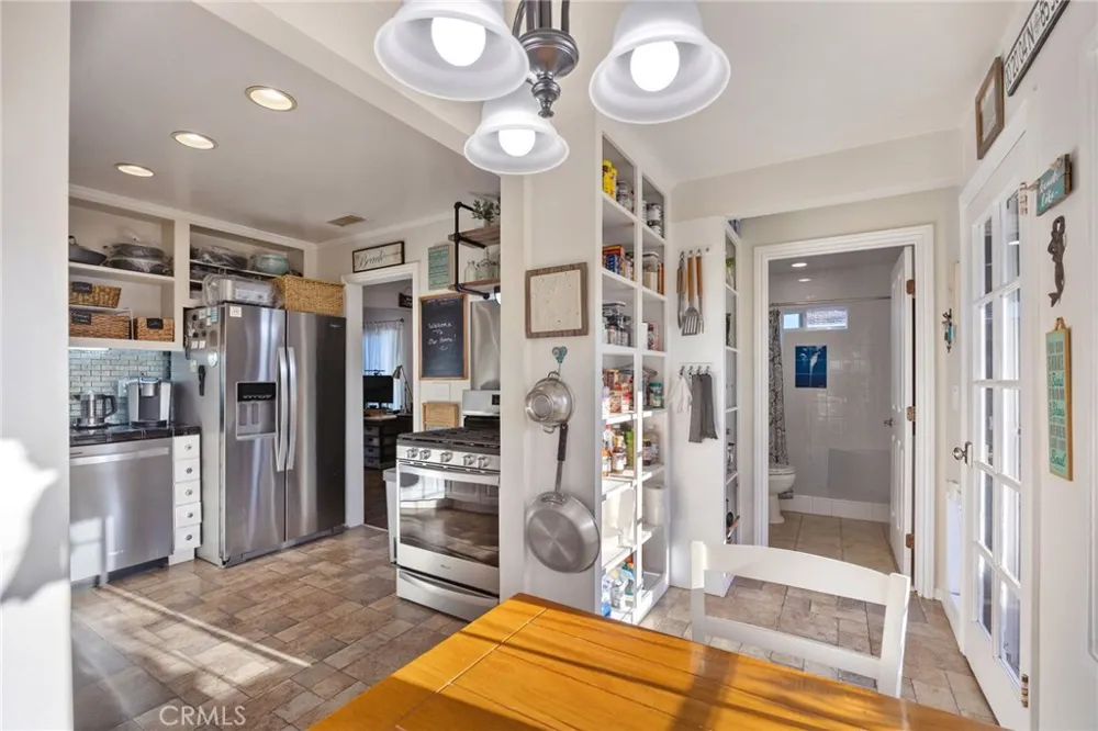 509 S Seaward Ventura, CA 93003