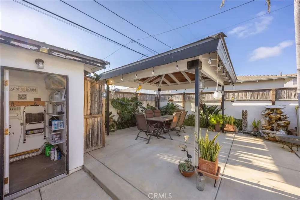 509 S Seaward Ventura, CA 93003