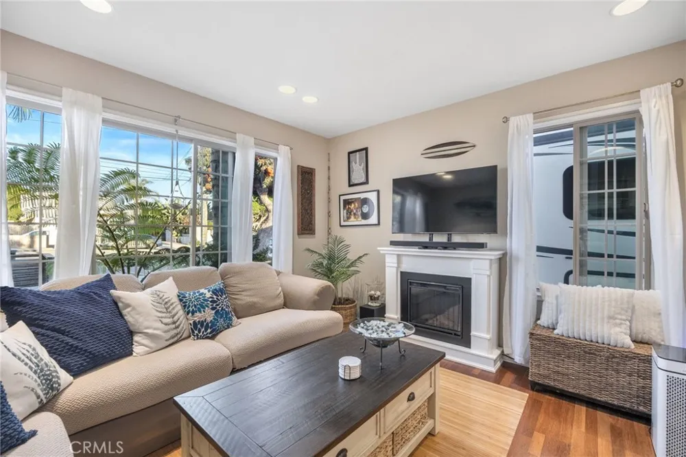 509 S Seaward Ventura, CA 93003