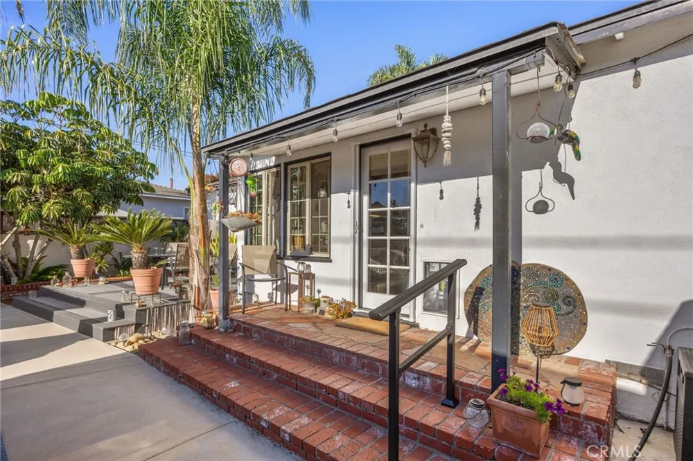 509 S Seaward Ventura, CA 93003