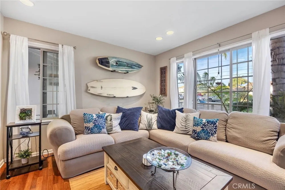 509 S Seaward Ventura, CA 93003