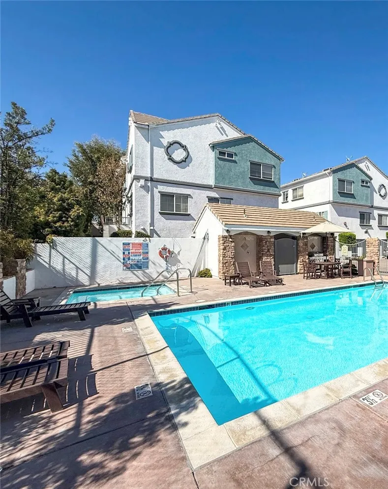 9301 Shirley Avenue #16 Northridge, CA 91324